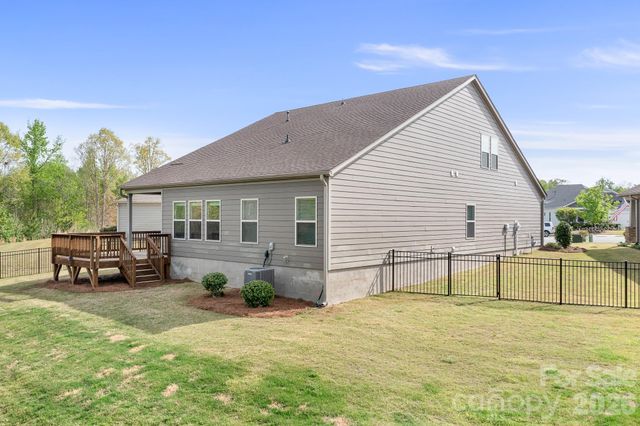 1909 Lotus Lane, Denver, NC 28037