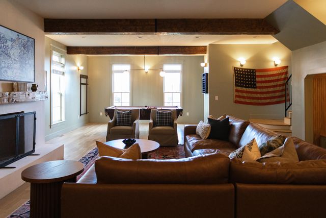 1055 Maple Grove School Road, London, KY 40744