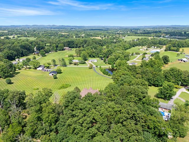 1055 Maple Grove School Road, London, KY 40744