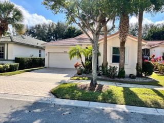 9662 Sandpiper Lane, West Palm Beach, FL 33411