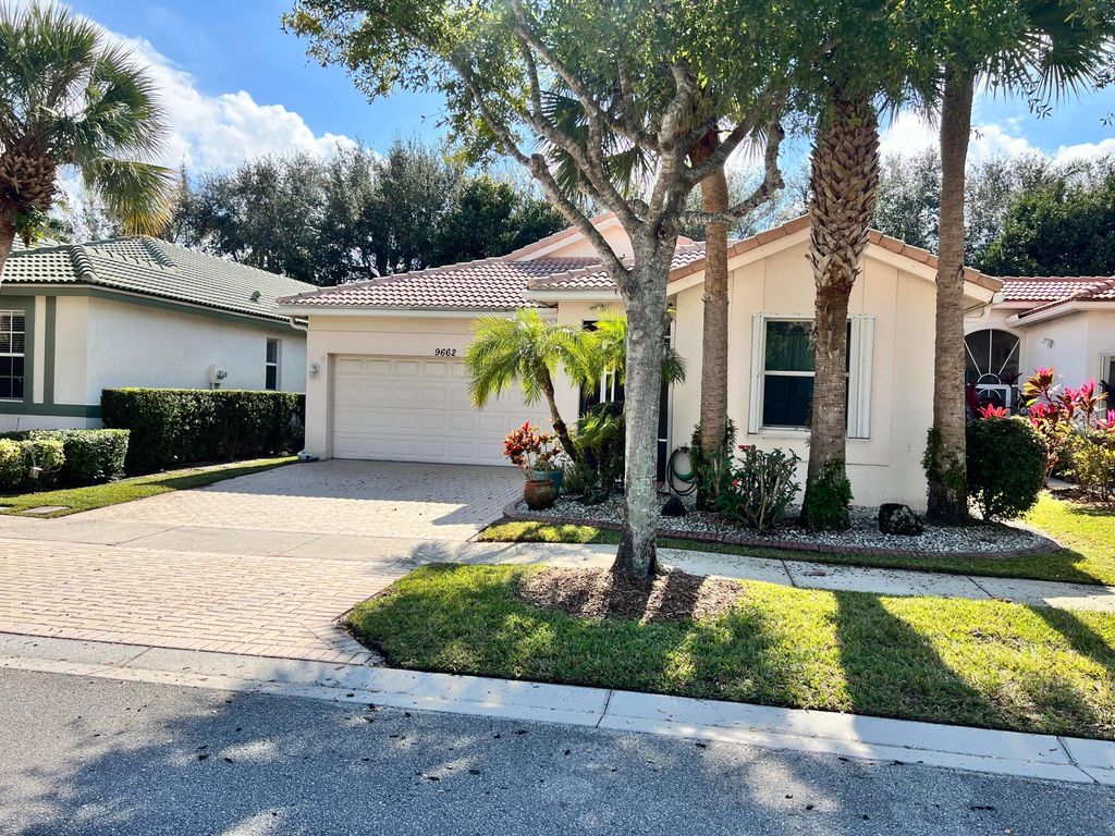 9662 Sandpiper Lane, West Palm Beach, FL 33411