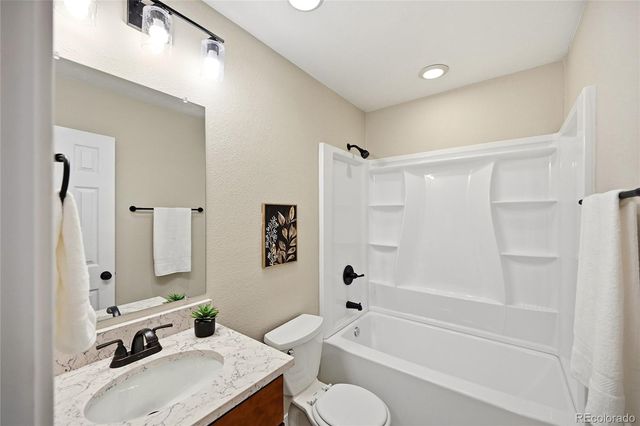 2888 S Ursula Street, Aurora, CO 80014