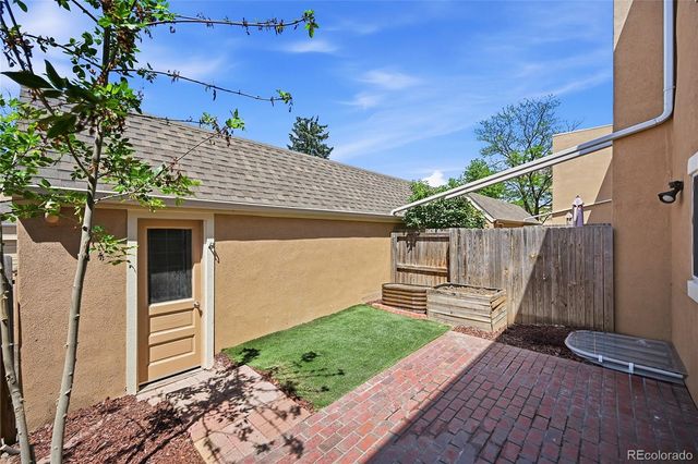 2888 S Ursula Street, Aurora, CO 80014