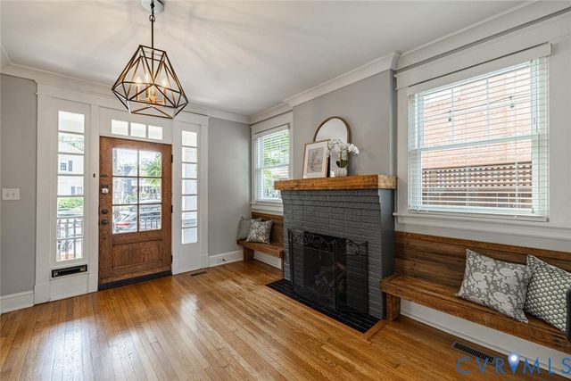 4912 Grove Ave, Richmond, VA 23226