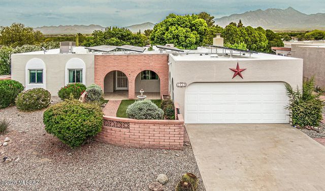 1939 S San Vincent Drive, Green Valley, AZ 85614