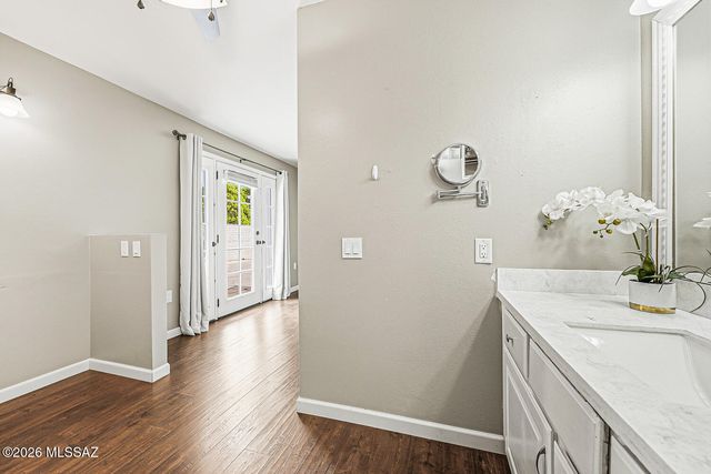 1939 S San Vincent Drive, Green Valley, AZ 85614