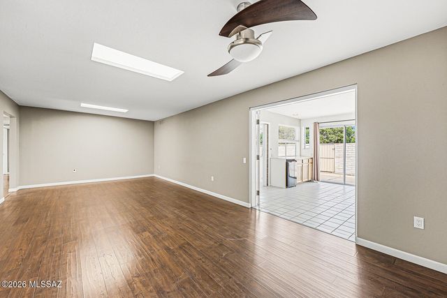 1939 S San Vincent Drive, Green Valley, AZ 85614