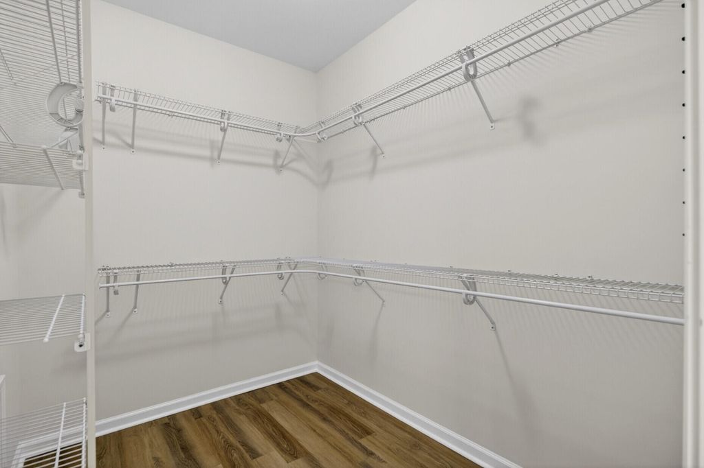 Image 21 of property listing at 3121 Mulan Lane, Charleston, SC 29414