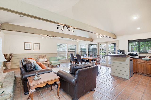 336 Melrose Drive 14A, Richardson, TX 75080