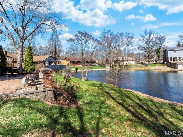 14 Lakeview Drive, Freeburg, IL 62243