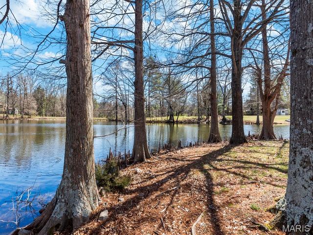 14 Lakeview Drive, Freeburg, IL 62243