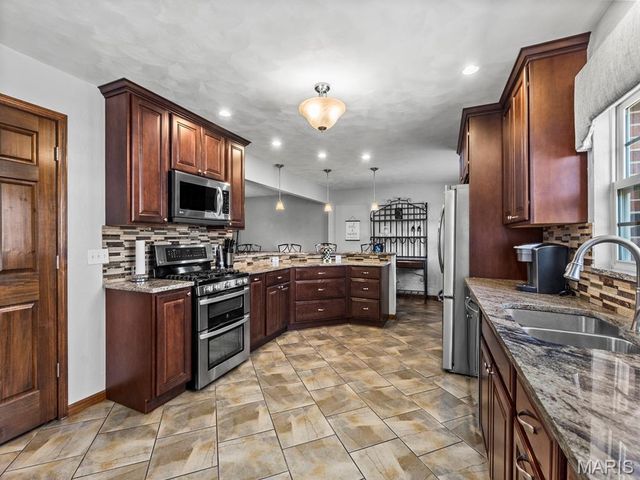 14 Lakeview Drive, Freeburg, IL 62243