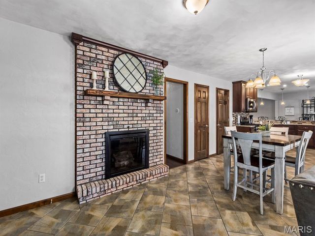 14 Lakeview Drive, Freeburg, IL 62243