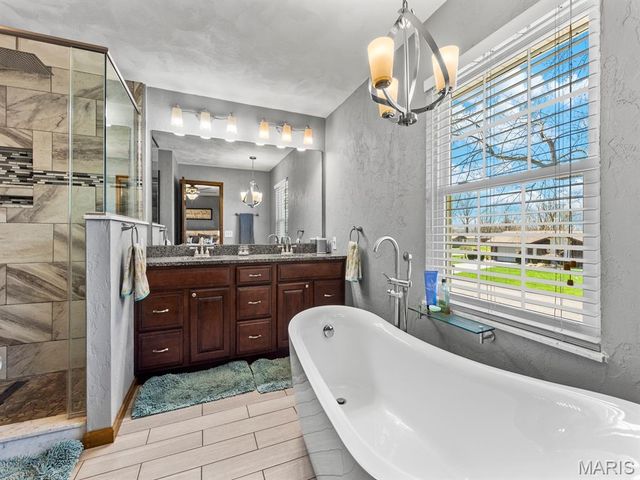 14 Lakeview Drive, Freeburg, IL 62243