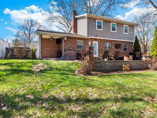 14 Lakeview Drive, Freeburg, IL 62243