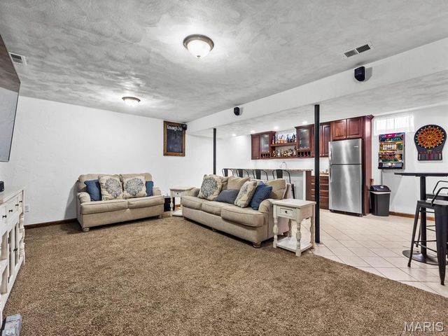 14 Lakeview Drive, Freeburg, IL 62243