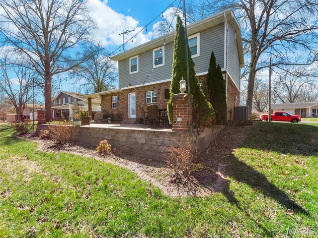 14 Lakeview Drive, Freeburg, IL 62243