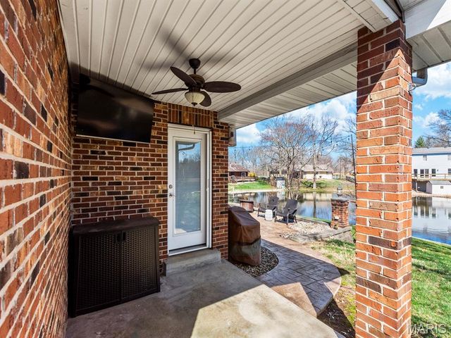 14 Lakeview Drive, Freeburg, IL 62243