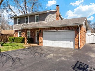 14 Lakeview Drive, Freeburg, IL 62243