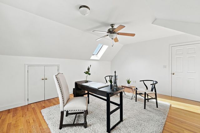 438 Waltham St, Lexington, MA 02421