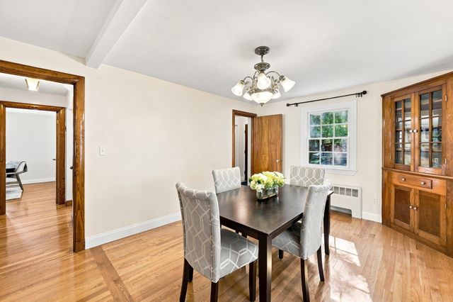 438 Waltham St, Lexington, MA 02421