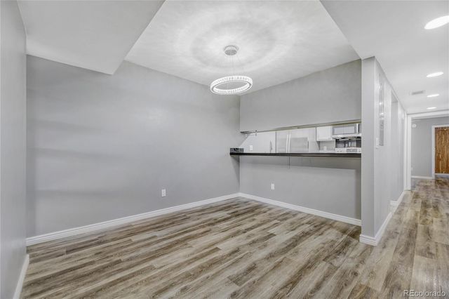 540 S Forest Street 202, Denver, CO 80246