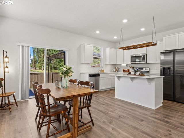 1302 Sw 5TH St, Battle Ground, WA 98604