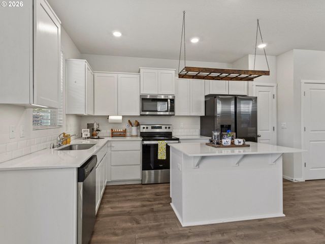 1302 Sw 5TH St, Battle Ground, WA 98604