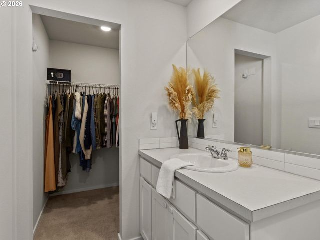 1302 Sw 5TH St, Battle Ground, WA 98604