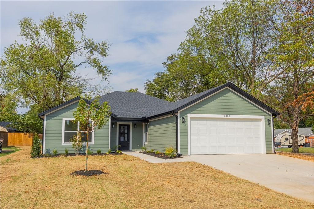 3400 Cannon Avenue, Springdale, AR 72762