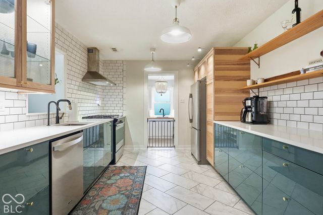 7916 Meadowbrook Drive, Indianapolis, IN 46240