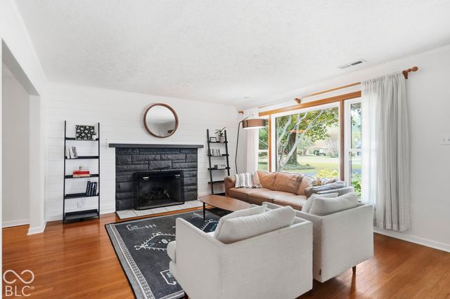 7916 Meadowbrook Drive, Indianapolis, IN 46240