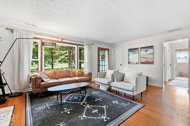 7916 Meadowbrook Drive, Indianapolis, IN 46240