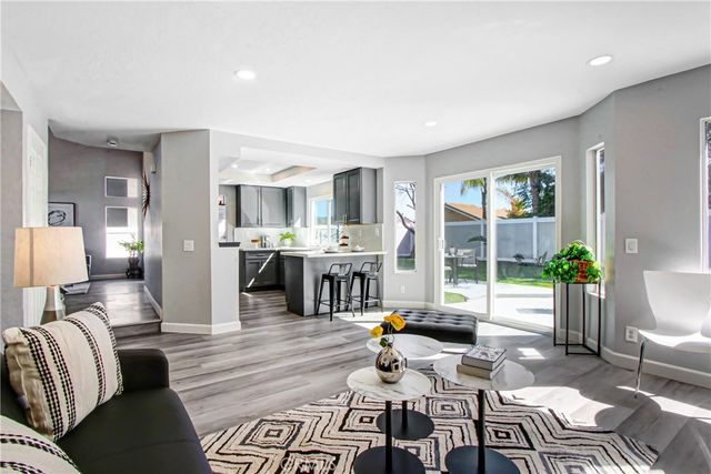 26730 Black Horse, Corona, CA 92883