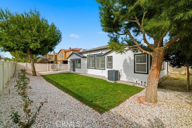 5782 Kilburn High, Palmdale, CA 93552