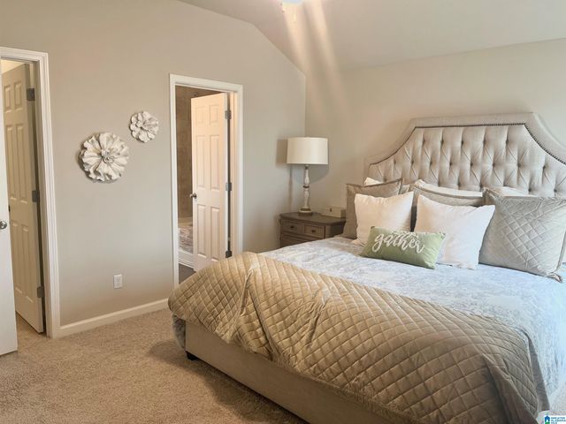 640 KLYNES DRIVE, Calera, AL 35040