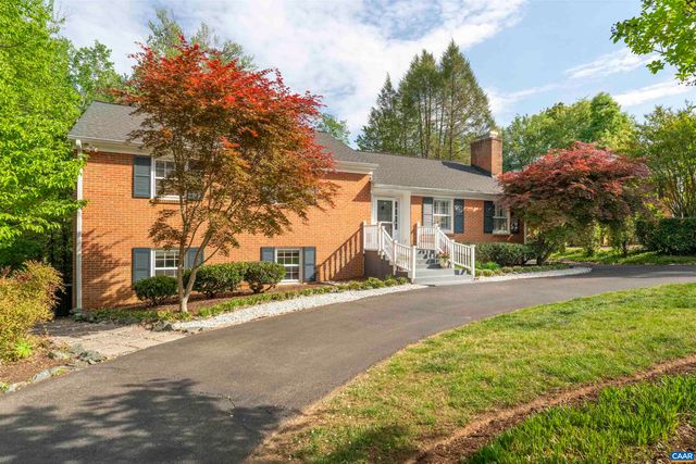 102 WESTMINSTER RD, Charlottesville, VA 22901