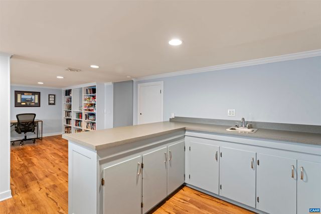 102 WESTMINSTER RD, Charlottesville, VA 22901