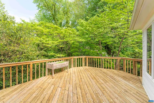 102 WESTMINSTER RD, Charlottesville, VA 22901