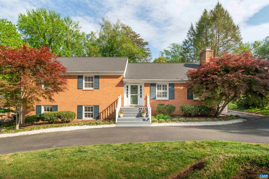 102 WESTMINSTER RD, Charlottesville, VA 22901