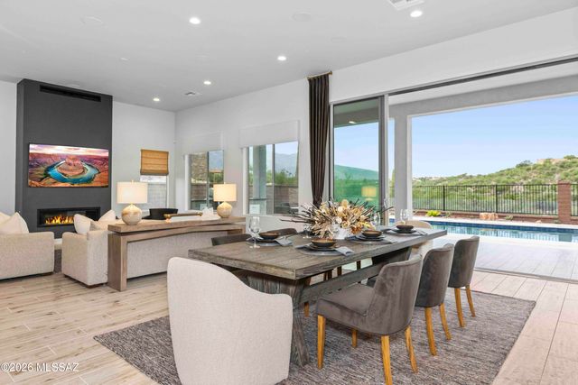 2850 E Camino A Los Vientos, Tucson, AZ 85718