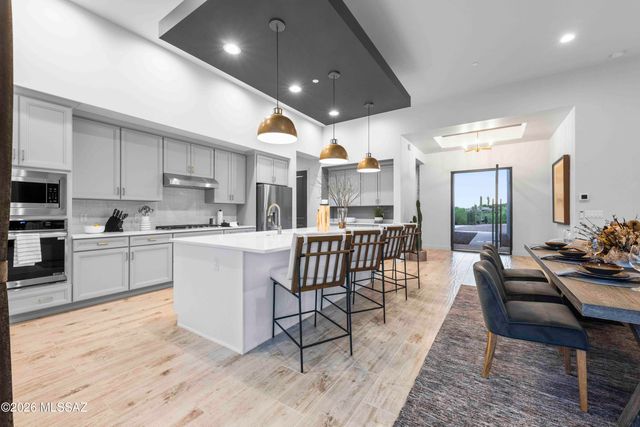 2850 E Camino A Los Vientos, Tucson, AZ 85718
