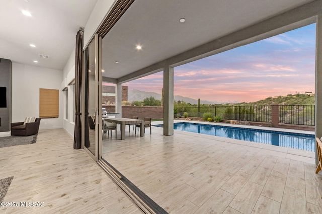2850 E Camino A Los Vientos, Tucson, AZ 85718