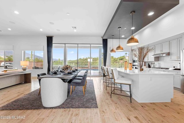 2850 E Camino A Los Vientos, Tucson, AZ 85718