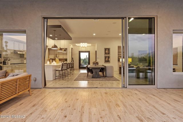 2850 E Camino A Los Vientos, Tucson, AZ 85718
