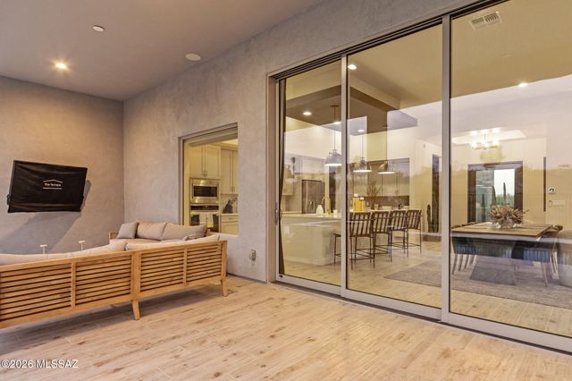 2850 E Camino A Los Vientos, Tucson, AZ 85718