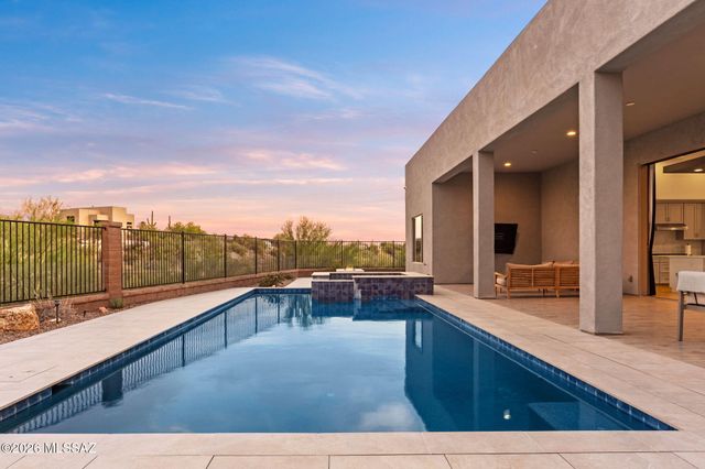 2850 E Camino A Los Vientos, Tucson, AZ 85718