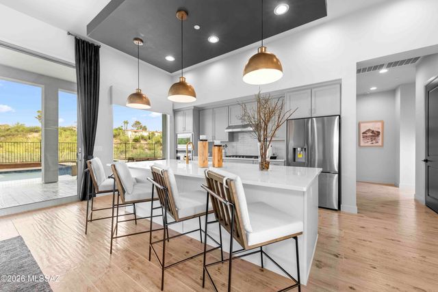 2850 E Camino A Los Vientos, Tucson, AZ 85718