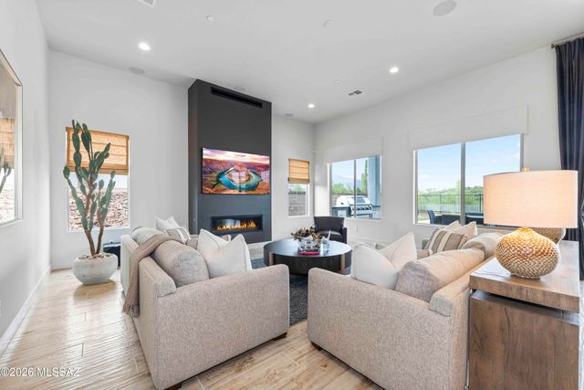 2850 E Camino A Los Vientos, Tucson, AZ 85718