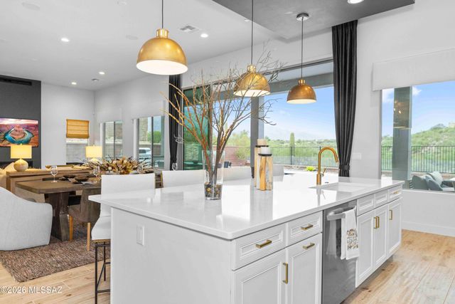 2850 E Camino A Los Vientos, Tucson, AZ 85718